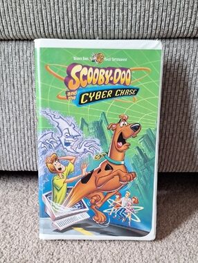 Warner Bros. Scooby-Doo and the Cyber Chase VHS